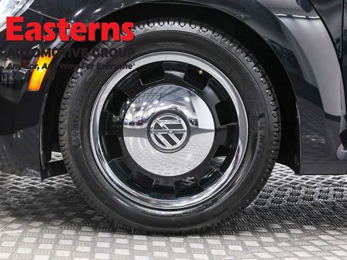 Used 2018 Volkswagen Beetle 2.0T S image 29