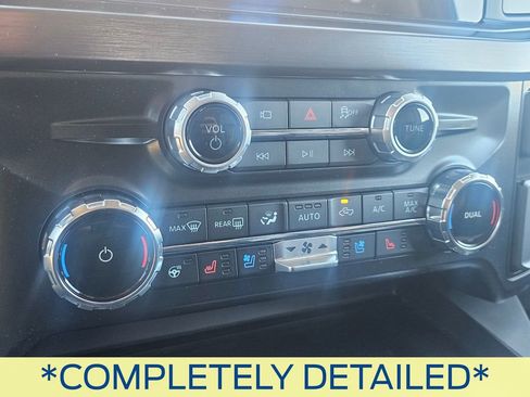 New 2026 Ford F250 Lariat w/ Black Appearance Package image 20