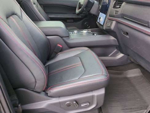 Used 2023 Ford Expedition Max Limited image 25