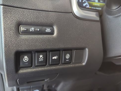 Used 2023 Nissan Murano SL w/ SL Moonroof Package image 13