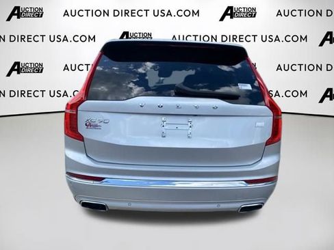 Used 2021 Volvo XC90 T8 Inscription Expression image 8