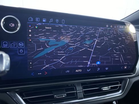 New 2026 Chevrolet Equinox EV LT image 6