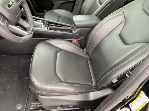 Used 2024 Jeep Compass Limited w/ High Altitude Package AWD/4WD image 16