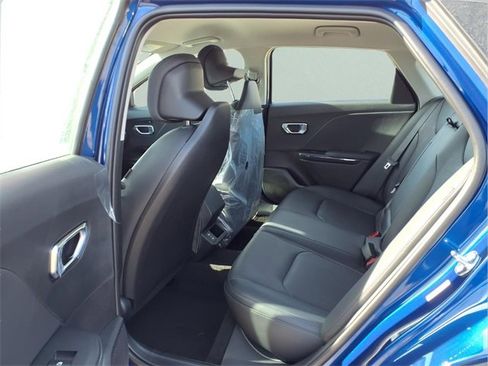New 2026 Kia K4 EX image 17