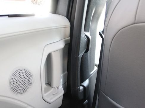 Certified 2026 Toyota Sienna XLE FWD image 35
