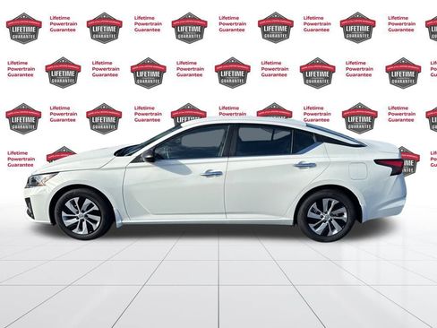 Certified 2025 Nissan Altima 2.5 S image 8