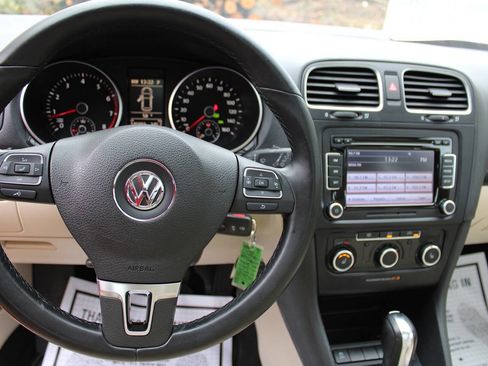 Used 2013 Volkswagen Jetta SE image 18