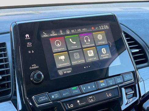 Used 2024 Honda Odyssey Elite image 15