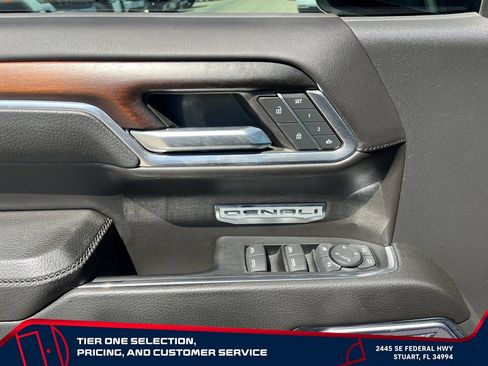 Used 2024 GMC Sierra 1500 Denali AWD/4WD image 23