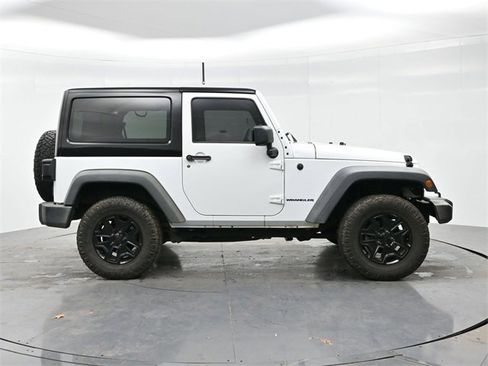 Used 2017 Jeep Wrangler Sport image 8