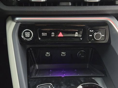 New 2025 Audi Q5 Premium image 24