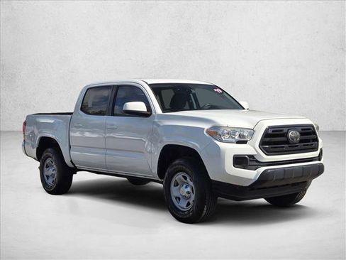 Used 2019 Toyota Tacoma SR w/ SR Convenience Package image 3