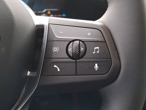 Used 2025 BMW 228i xDrive w/ Technology Package image 15