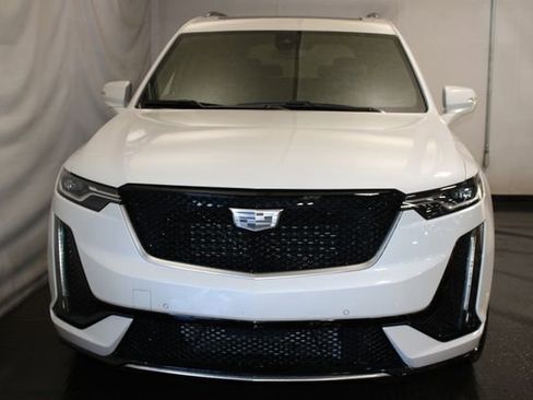 Used 2023 Cadillac XT6 Sport AWD/4WD image 3