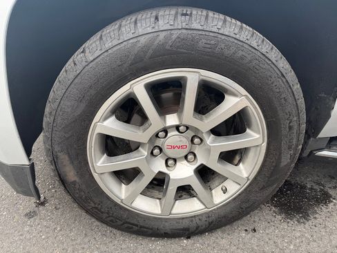 Used 2020 GMC Yukon XL Denali AWD/4WD image 10