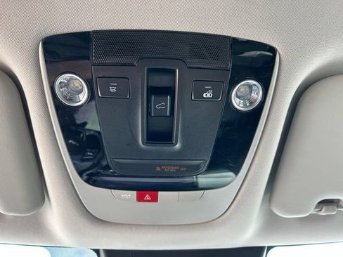 Used 2024 Kia Seltos SX w/ SX Sunroof Package AWD/4WD image 24
