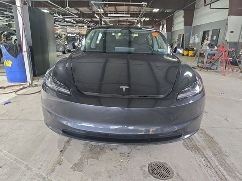 Used 2024 Tesla Model 3 Long Range RWD image 2