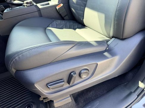 Certified 2025 Toyota Tacoma TRD Sport w/ TRD Sport Premium Package AWD/4WD image 17
