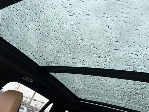 Used 2016 Volvo XC90 T6 Momentum w/ Momentum Plus Package image 25