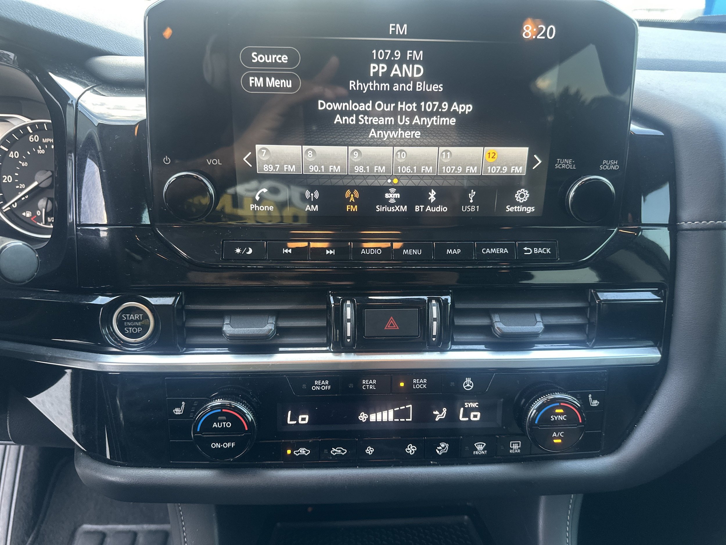 Used 2024 Nissan Pathfinder SL w/ Cargo Package FWD image 19