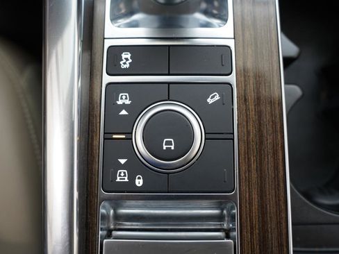 Used 2019 Land Rover Range Rover Sport HSE AWD/4WD image 23