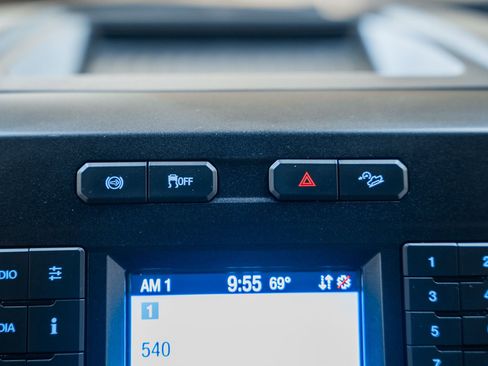 Used 2020 Ford F250 XL w/ STX Appearance Package image 32