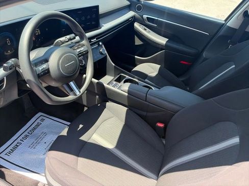 Used 2024 Hyundai Sonata SEL FWD image 16