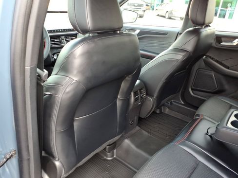 Used 2023 Ford Escape ST-Line w/ Tech Pack #1 FWD image 9