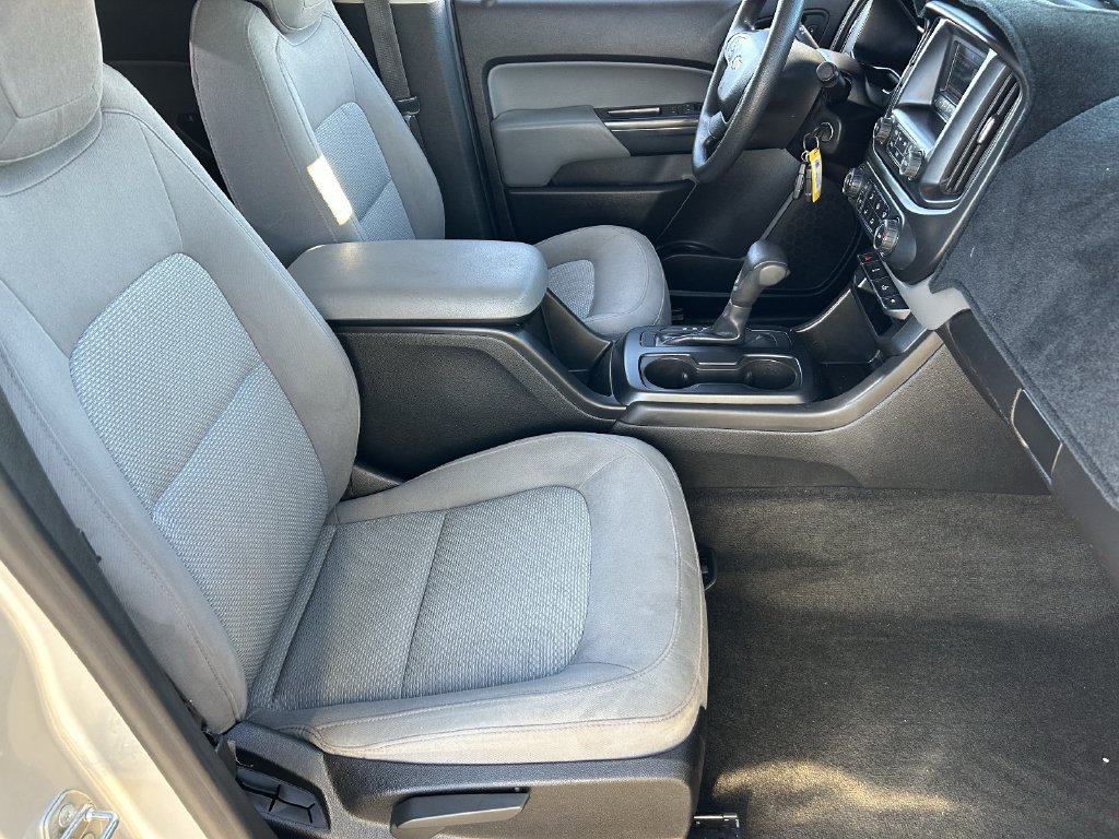 Used 2015 Chevrolet Colorado W/T w/ WT Convenience Package AWD/4WD image 11