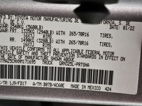 Used 2022 Toyota Tacoma TRD Off-Road image 14