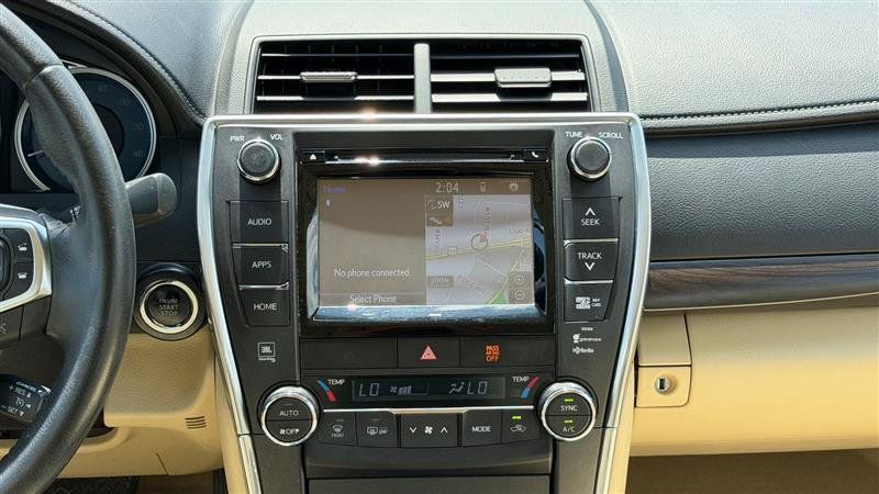 Used 2015 Toyota Camry XLE FWD image 37