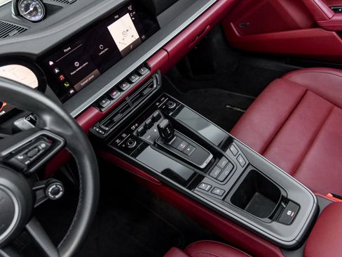 Certified 2022 Porsche 911 Carrera image 28