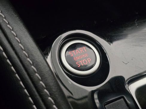 Used 2019 Nissan Kicks S w/ Exterior Package image 32