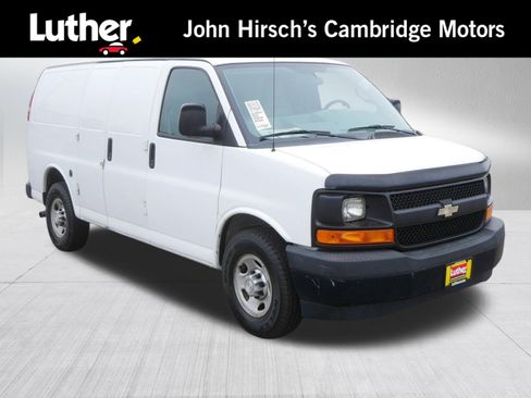 Used 2017 Chevrolet Express 2500 RWD image 1
