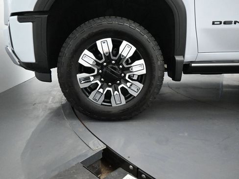 New 2026 GMC Sierra 3500 Denali w/ Denali Reserve Package image 6