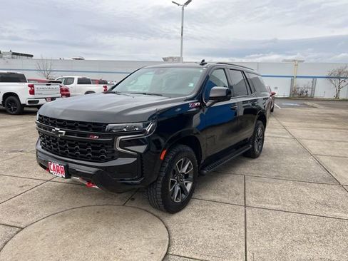 Used 2024 Chevrolet Tahoe Z71 w/ Z71 Off-Road Package image 4