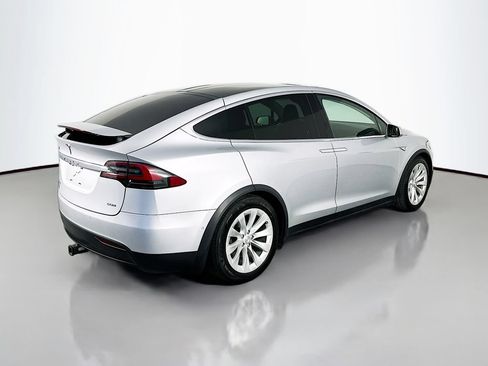 Used 2016 Tesla Model X 90D AWD/4WD image 7