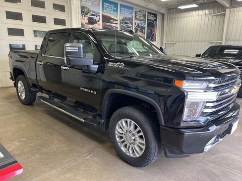 Used 2020 Chevrolet Silverado 2500 High Country w/ Z71 Off-Road Package image 4