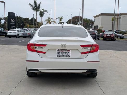 Used 2018 Honda Accord EX-L image 6