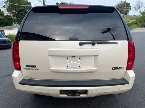 Used 2013 GMC Yukon SLT AWD/4WD image 4
