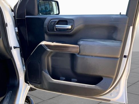 Used 2021 Chevrolet Silverado 1500 RST w/ Z71 Off-Road Package AWD/4WD image 23
