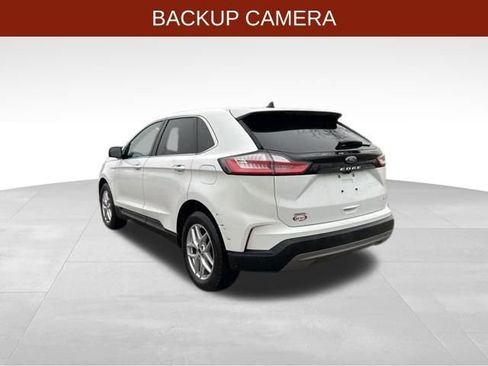 Used 2023 Ford Edge SEL image 5