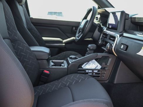 New 2026 Toyota Tacoma SR5 AWD/4WD image 19