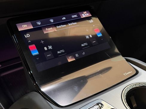 New 2026 Cadillac Vistiq Sport image 33