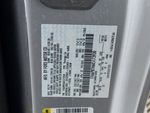 Used 2019 Ford Mustang Coupe image 38