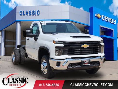New 2026 Chevrolet Silverado 3500 W/T w/ WT Convenience Package AWD/4WD image 1
