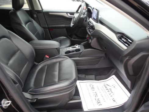 Used 2021 Ford Escape SEL image 40