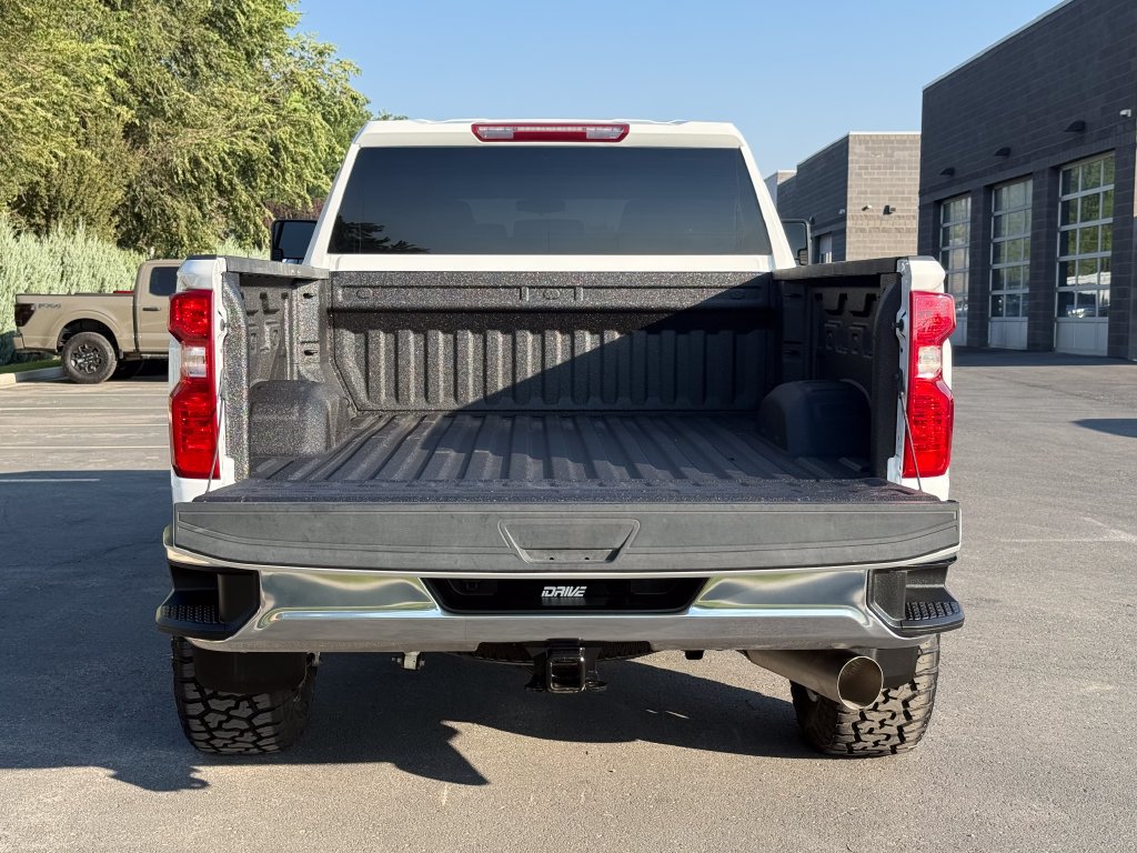 Used 2024 Chevrolet Silverado 2500 LT w/ Convenience Package AWD/4WD image 12