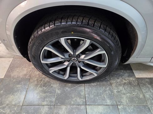 Used 2018 Volvo XC90 T6 Momentum w/ Convenience Package image 33