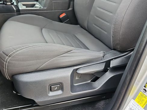 Used 2024 Toyota Tacoma TRD Off-Road image 14